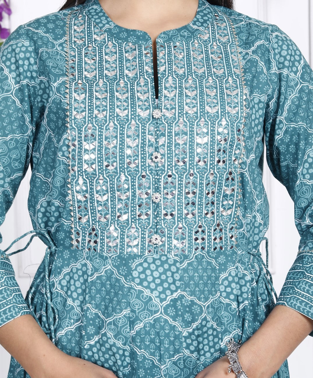 Green Flared Long Anarkali Kurta-110006