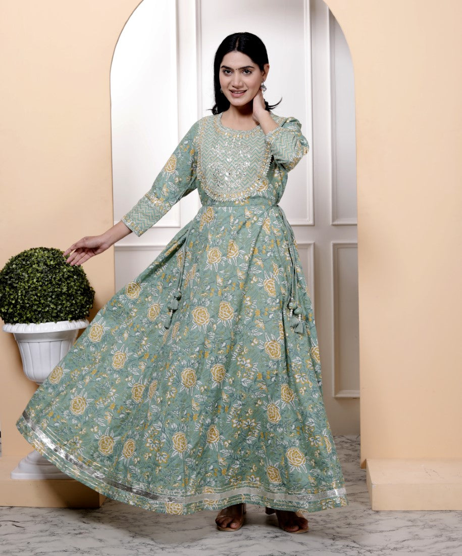 Green Flared Long Anarkali Kurta-1100027