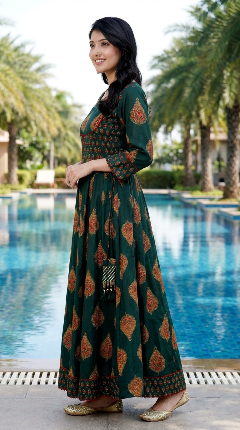 Green Flared Long Anarkali Kurta-1100031