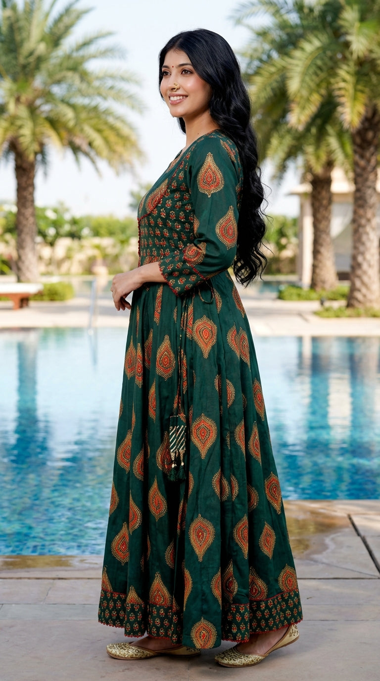 Green Flared Long Anarkali Kurta-1100031