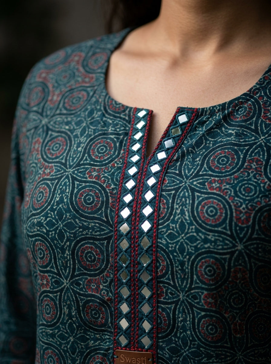 Printed Straight Short Kurti Top for Women