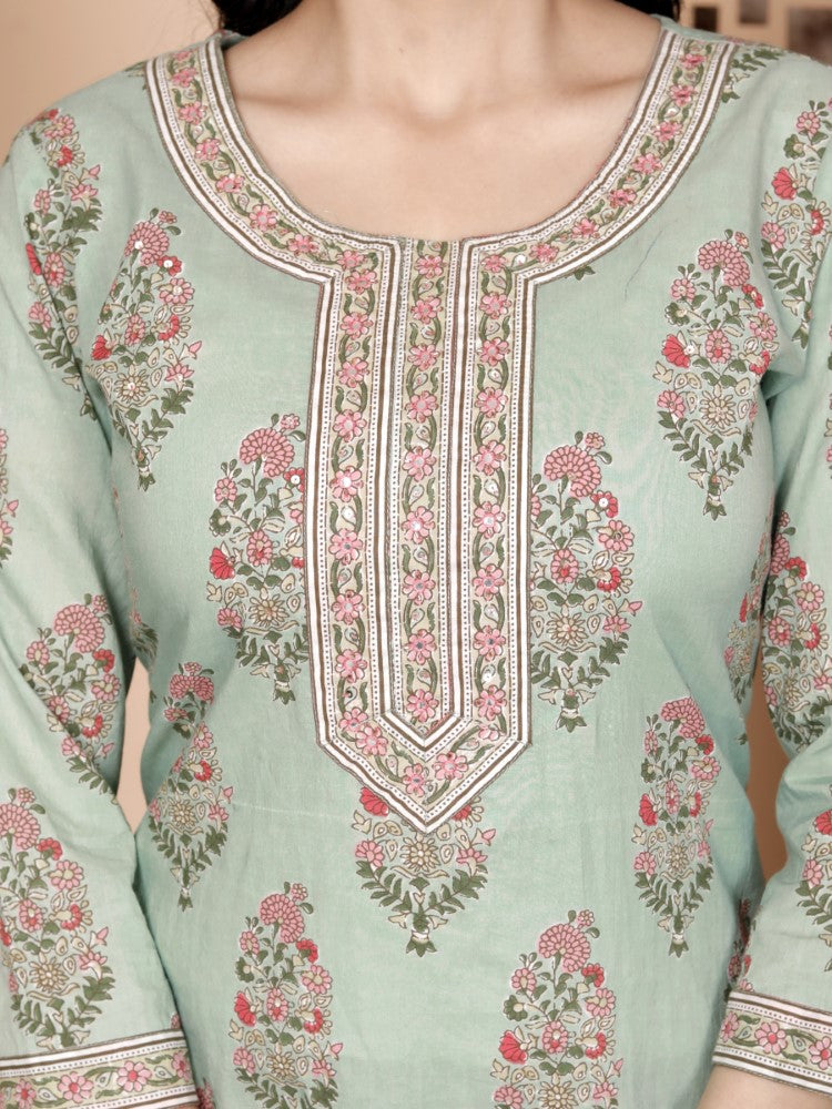 Green Cotton Straight Kurta-700012