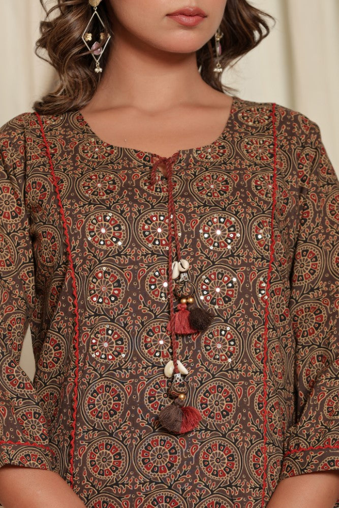 Brown Cotton Straight Kurta-700014