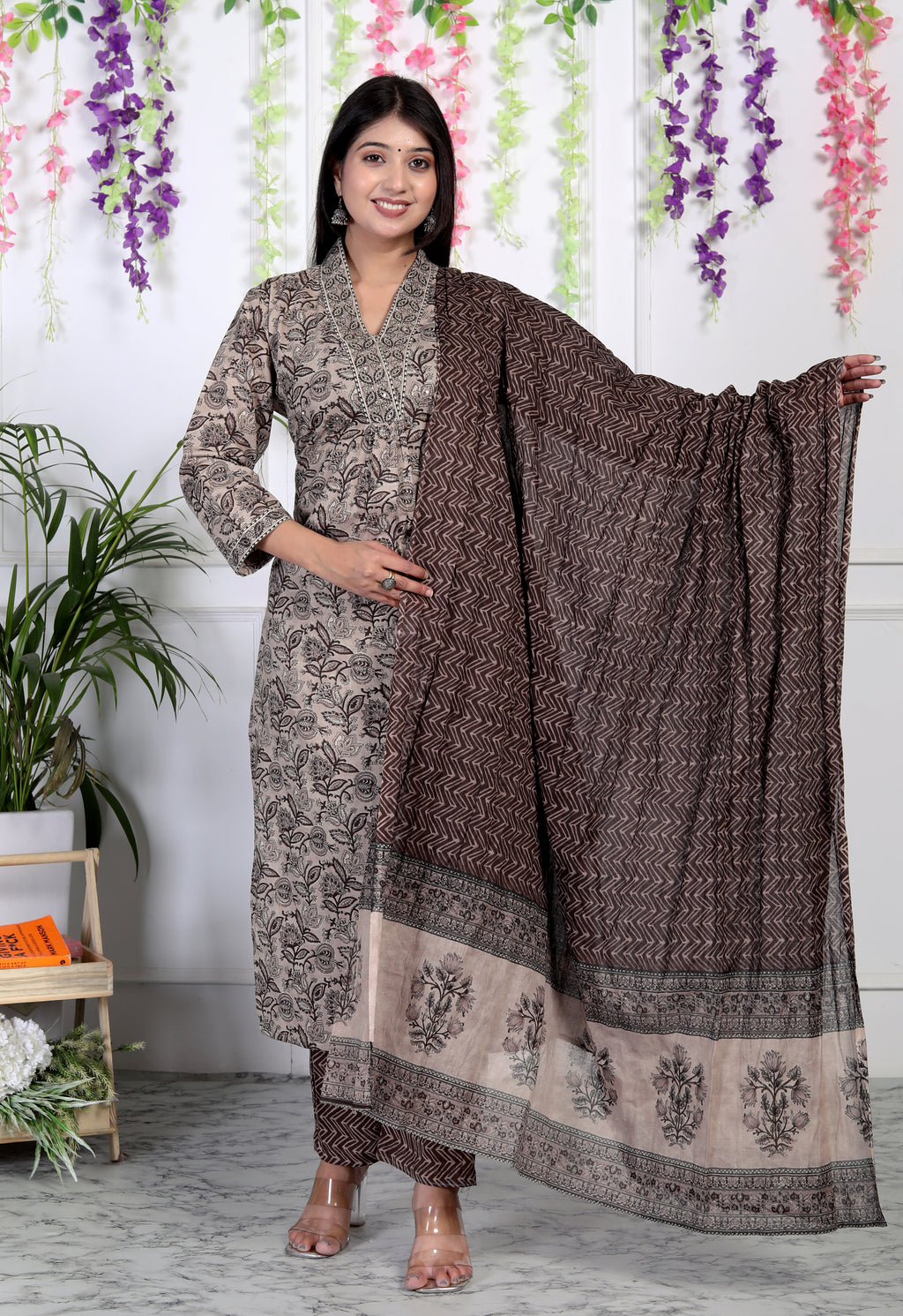 Brown Cotton Kurta Pant Set with Dupatta-800054