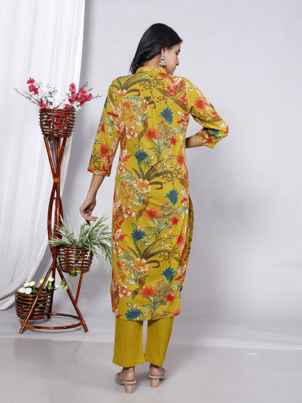 Yellow Cotton Kurta Pant Set with Dupatta-800068