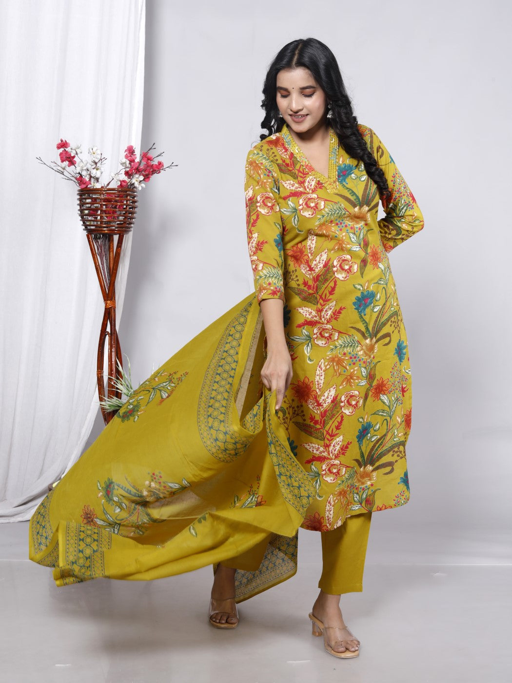 Yellow Cotton Kurta Pant Set with Dupatta-800068