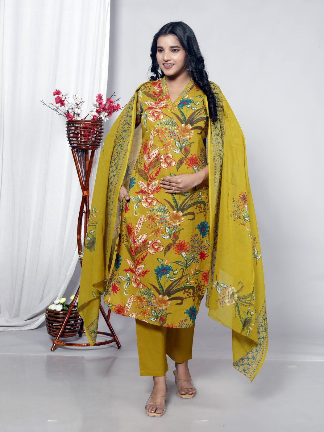 Yellow Cotton Kurta Pant Set with Dupatta-800068