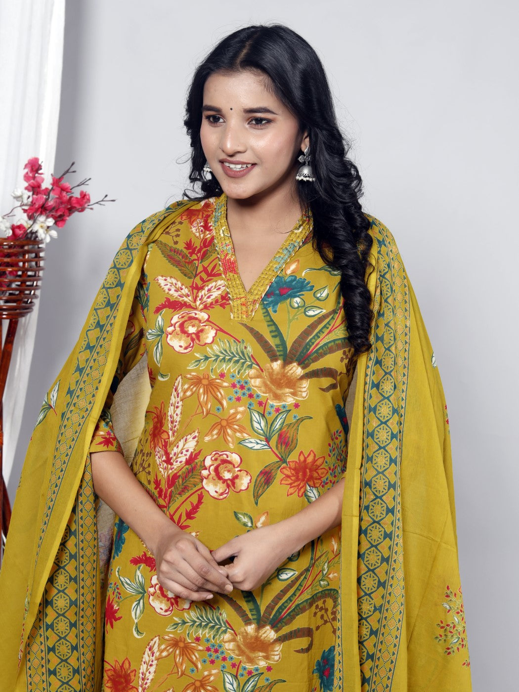 Yellow Cotton Kurta Pant Set with Dupatta-800068