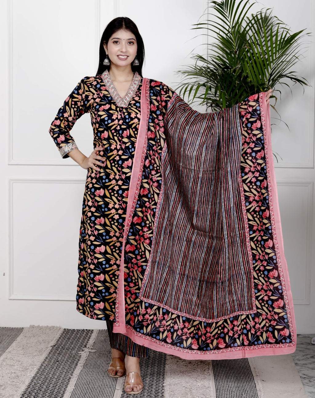 Black Cotton Kurta Pant Set with Dupatta-800078