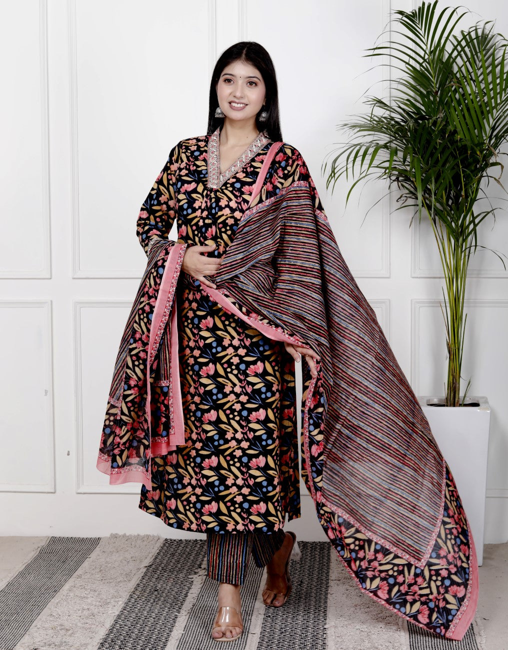 Black Cotton Kurta Pant Set with Dupatta-800078