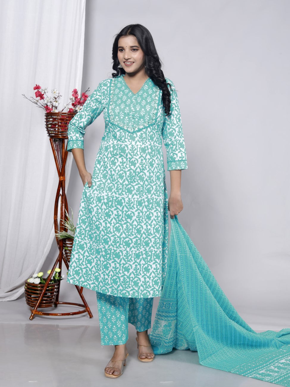 Blue Cotton Kurta Pant Set with Dupatta-800090