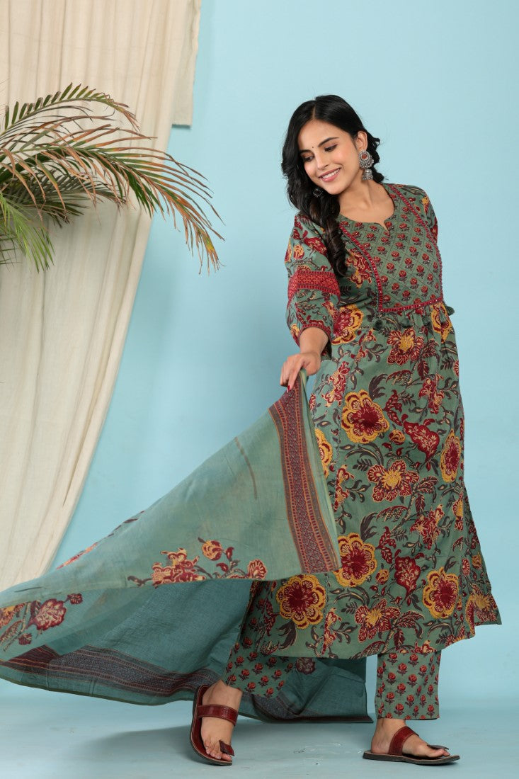 Green Cotton Anarkali Kurta Pant Set with Dupatta-800096