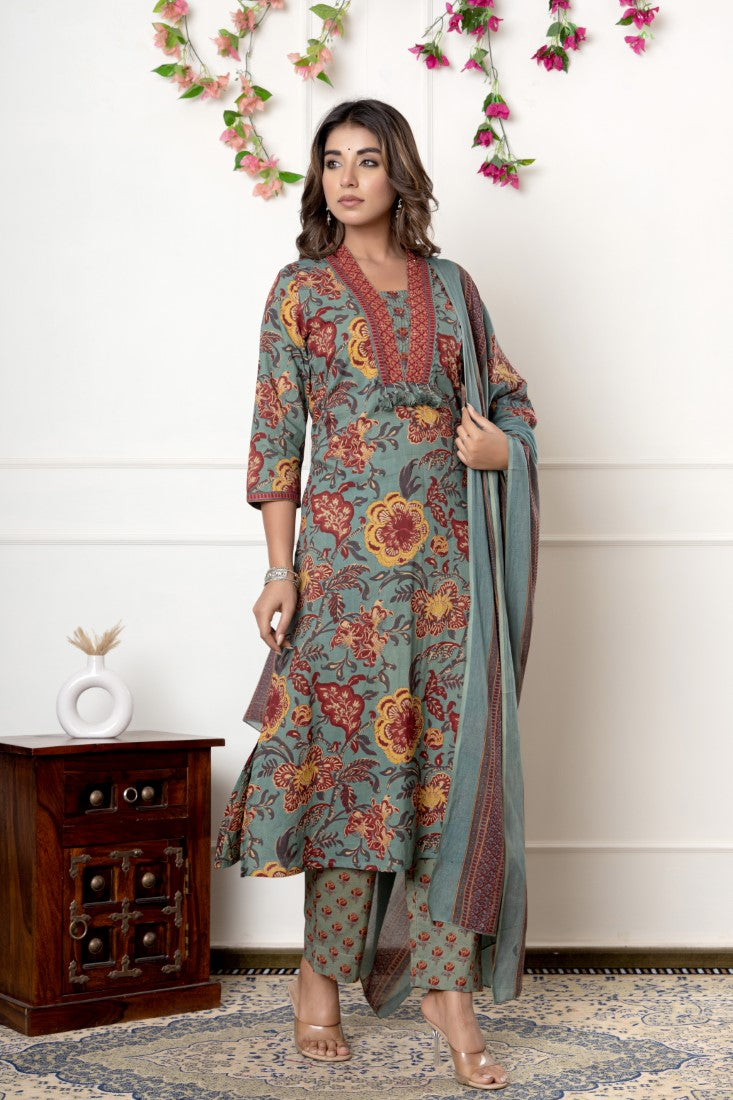 Green Cotton Anarkali Kurta Pant Set with Dupatta-800097