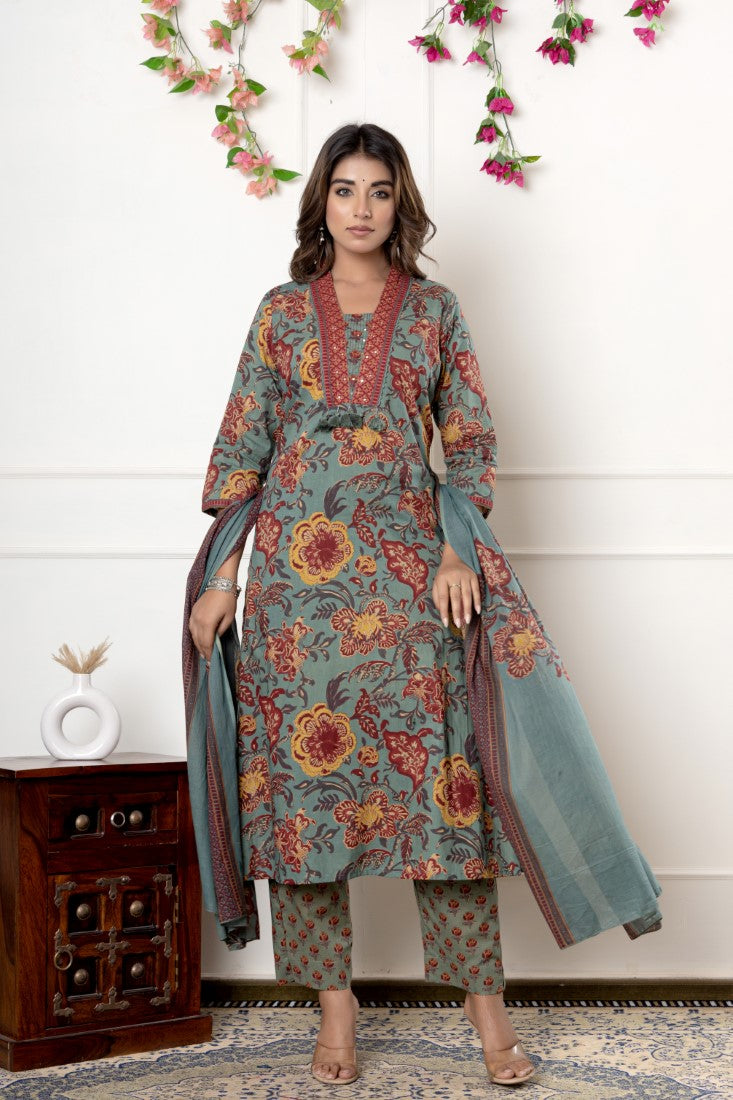 Green Cotton Anarkali Kurta Pant Set with Dupatta-800097
