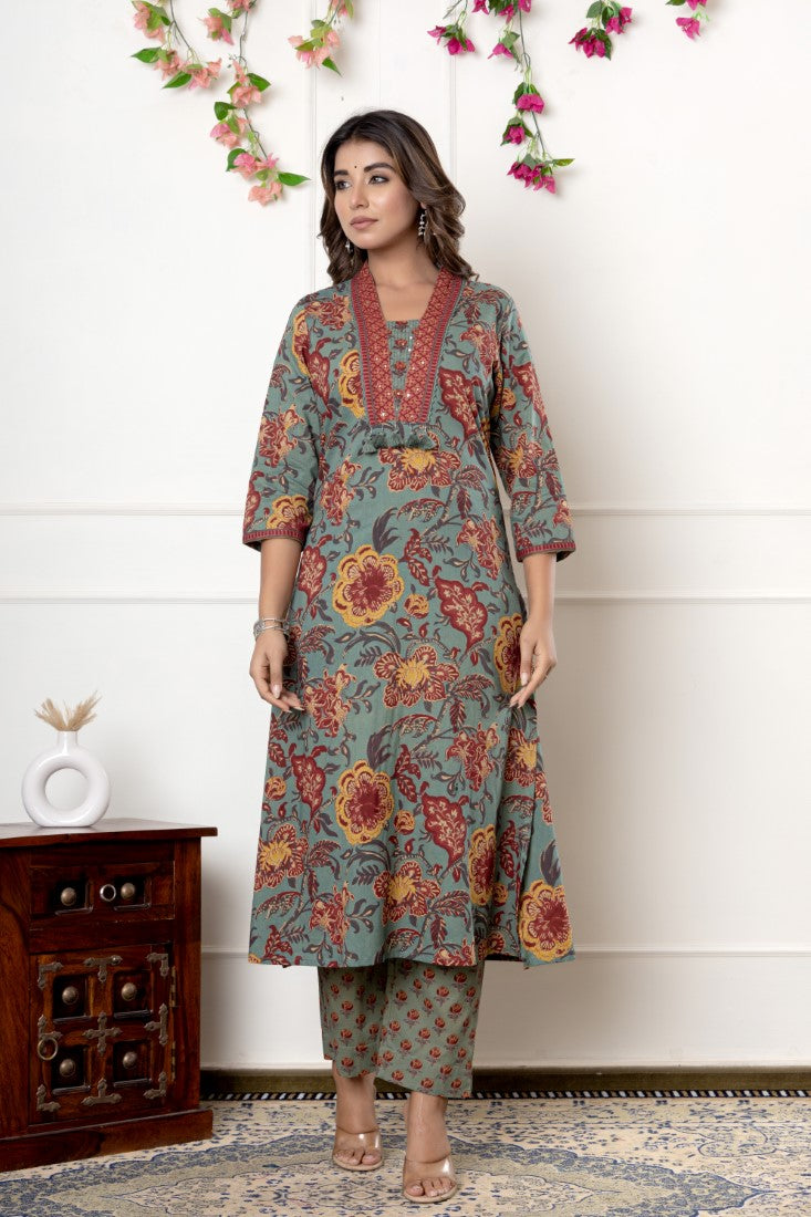 Green Cotton Anarkali Kurta Pant Set with Dupatta-800097