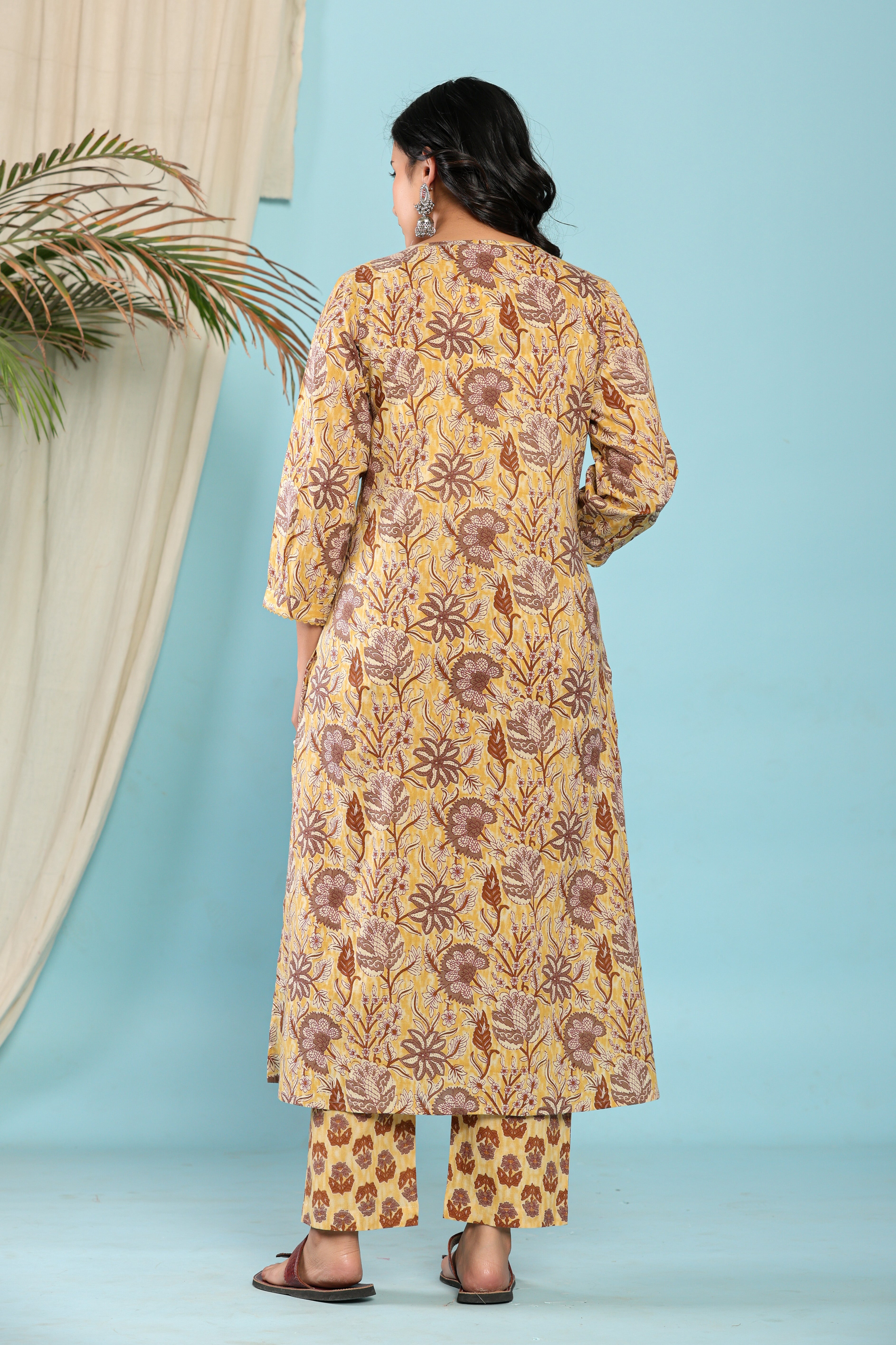 Yellow Cotton Kurta Pant Set with Dupatta-800118