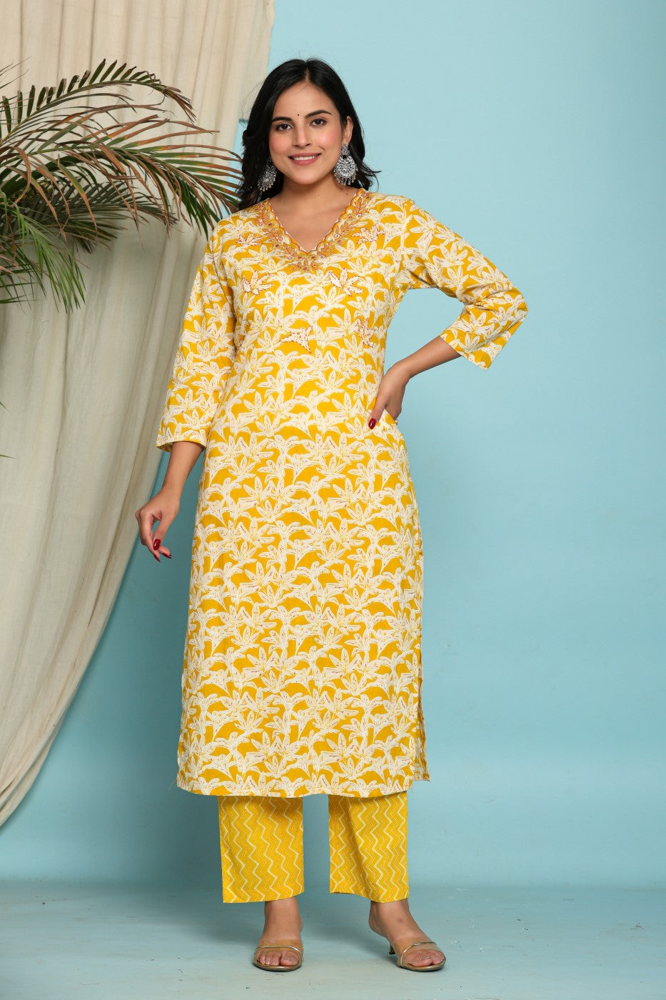Yellow Cotton Kurta Pant Set with Dupatta-800126