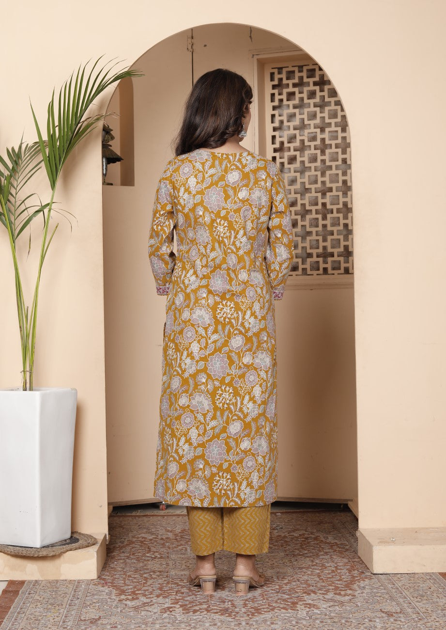 Yellow Cotton Kurta Pant Set with Dupatta-800188