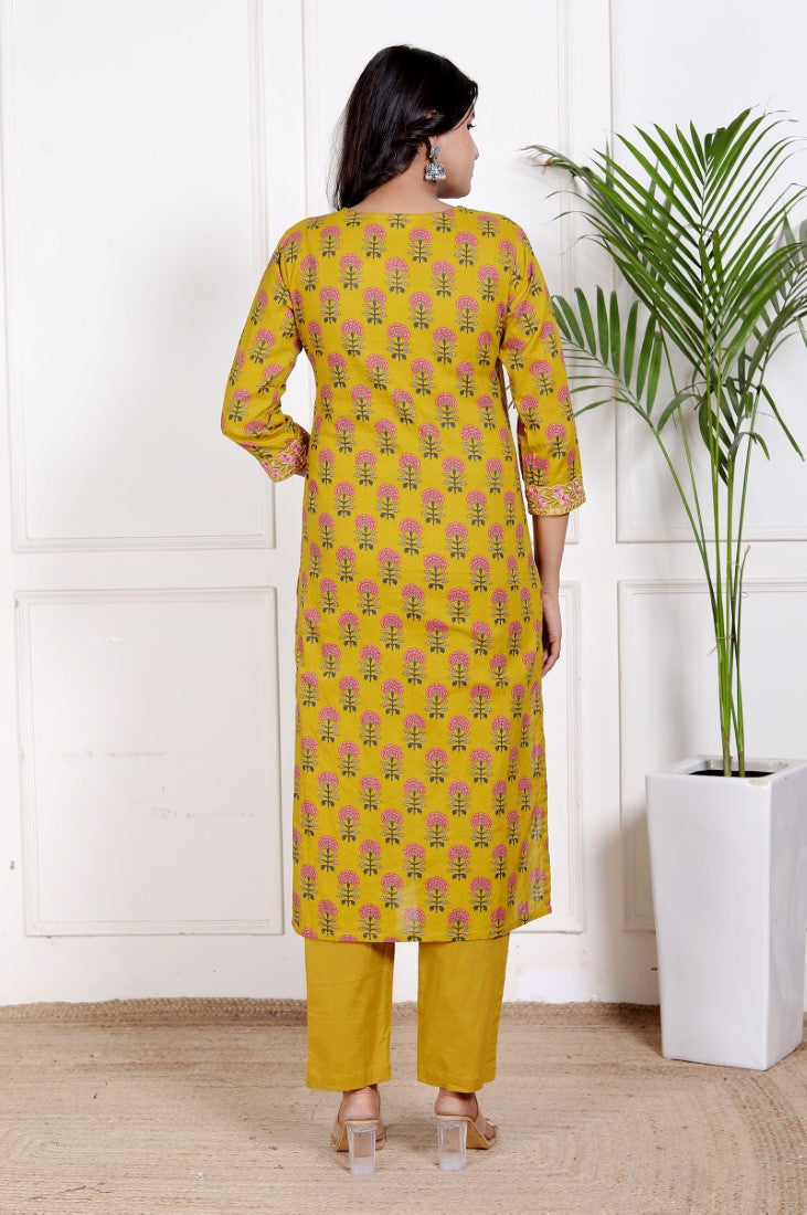 Yellow Cotton  Kurta Pant Set with Dupatta-800210