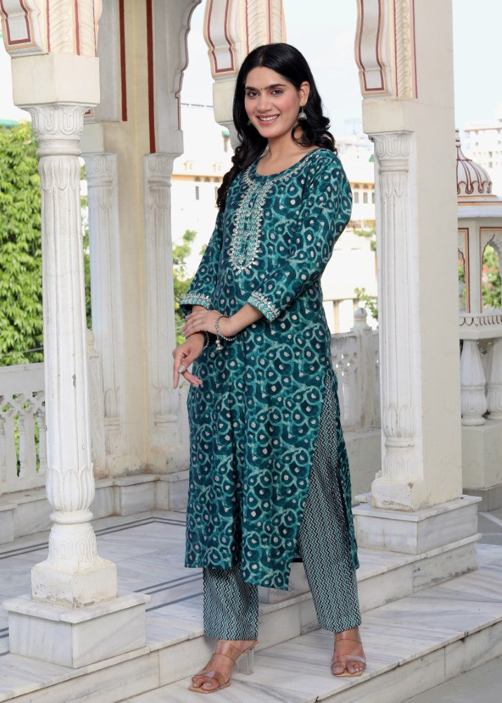 Green Muslin Kurta Pant Set-900051