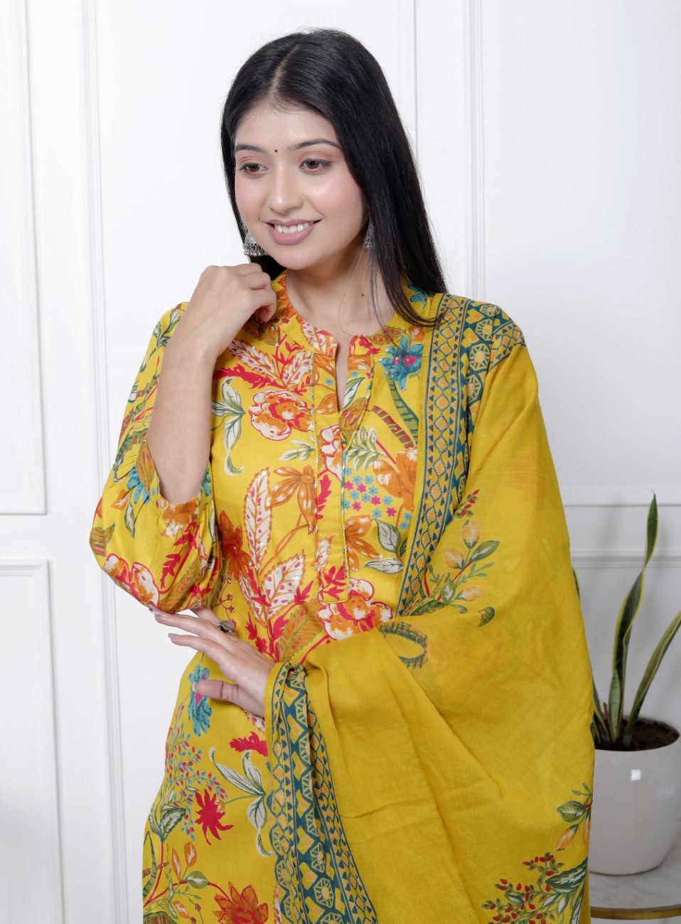 Yellow Cotton Kurta Pant Set with Dupatta-900058